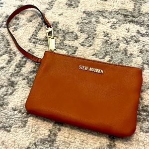 Steve Madden Wristlet